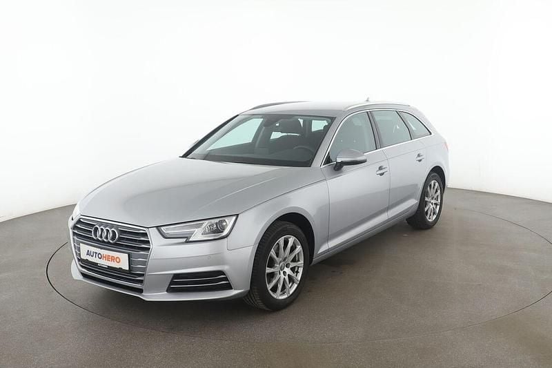 Grau Gebraucht 2018 Audi A4 Sport Kombi | 21.590 € (Fairer Preis) - Bild 1/3