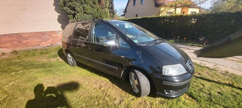 Schwarz Gebraucht 2002 VW Sharan Van / Kleinbus | 1.500 € (Guter Preis) - Bild 1/4