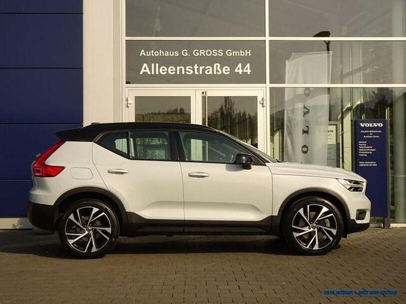 Gebraucht Volvo XC40 R-Design 261 PS (191 kW) 2021 729 glacier silver metallic SUV