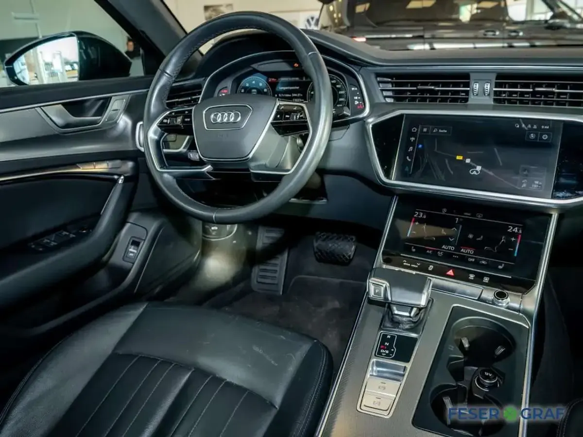 Używany Audi A6 Ambiente 265 KM (194 kW) 2022 Niebieski Sedan/Limuzyna