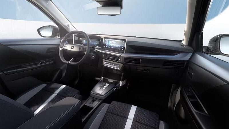 Neu Opel Frontera Edition 145 PS (106 kW) 2026 Diamant schwarz SUV