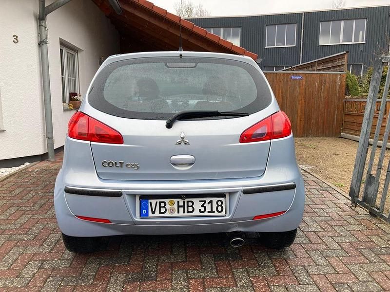 Gebraucht Mitsubishi Colt Invite 95 PS (69 kW) 2005 Silber Kleinwagen