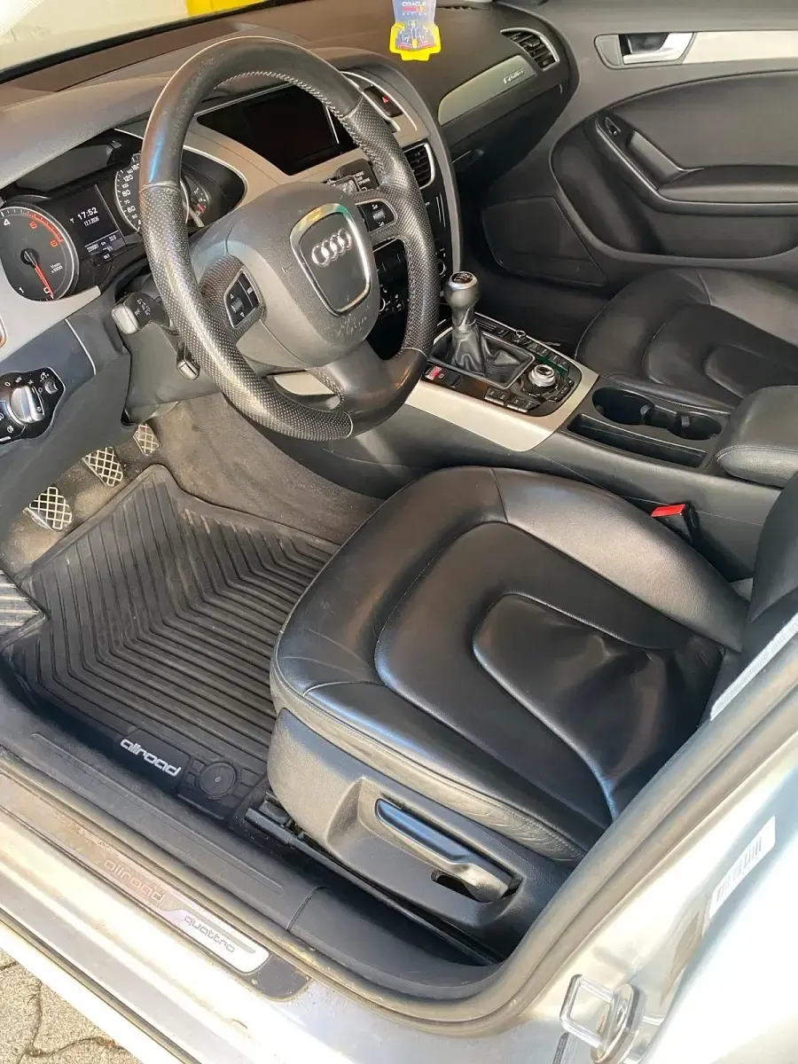 Gebraucht Audi A4 142 PS (104 kW) 2010 Silber Limousine