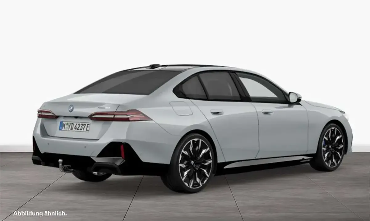 Gebraucht BMW i5 M Sport 250 kW (340 PS) 2023 M brooklyn grau Limousine