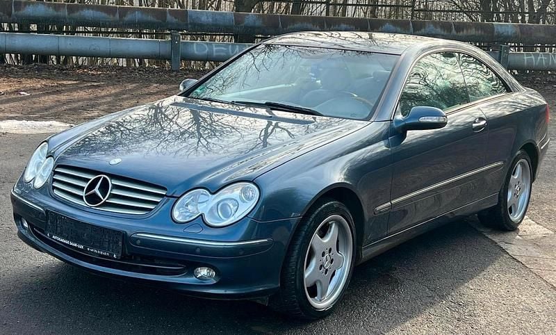 Gebraucht Mercedes CLK320 218 PS (160 kW) 2004 Blau Coupé