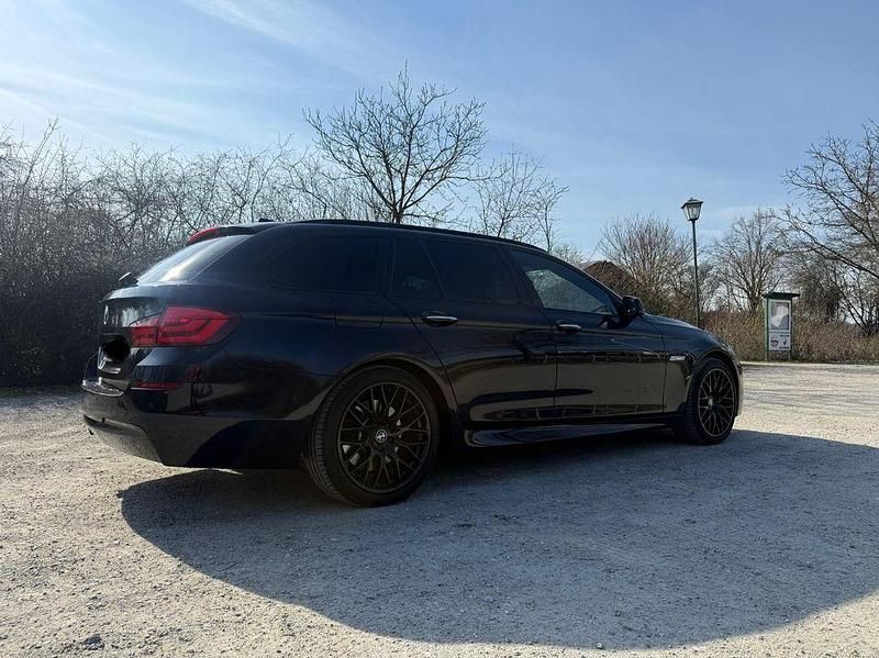 Gebraucht BMW 530 M Performance 258 PS (189 kW) 2012 Schwarz Kombi