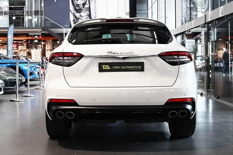 Gebraucht Maserati Levante 430 PS (316 kW) 2022 Weiß SUV