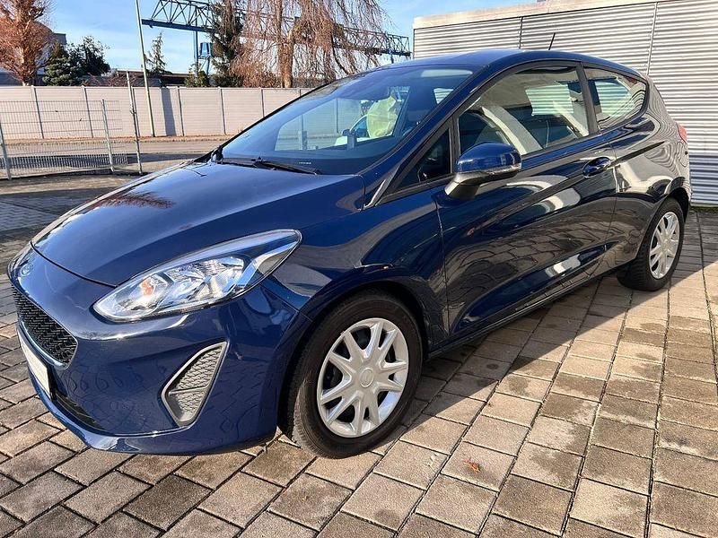 Gebraucht Ford Fiesta Trend 101 PS (74 kW) 2018 Blau Kleinwagen