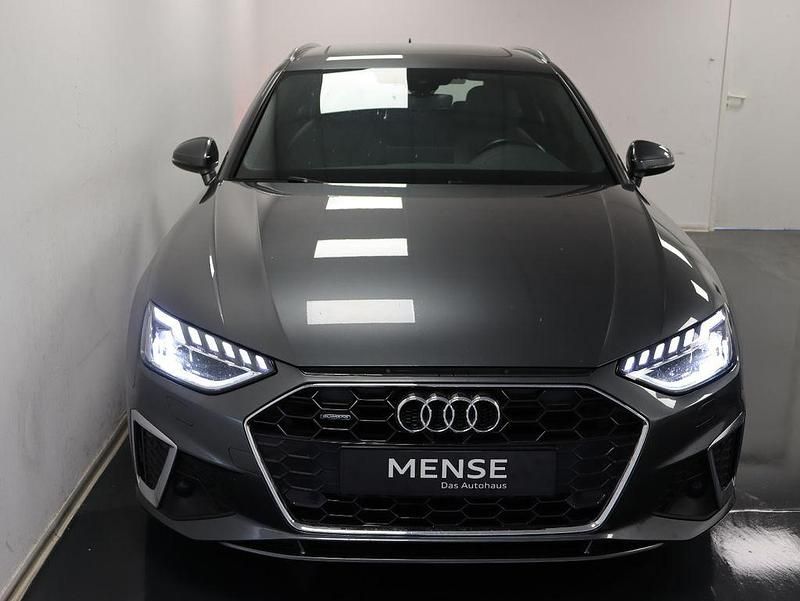 Gebraucht Audi A4 S-Line 204 PS (150 kW) 2021 Daytonagrau Kombi
