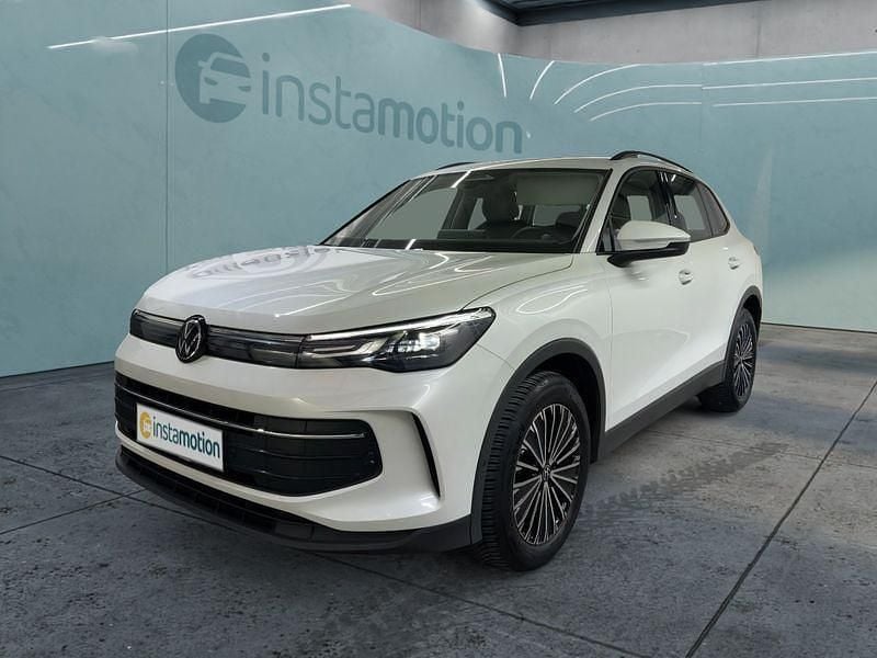 Weiß Gebraucht 2024 VW Tiguan SUV | 37.299 € (Fairer Preis) - Bild 1/4