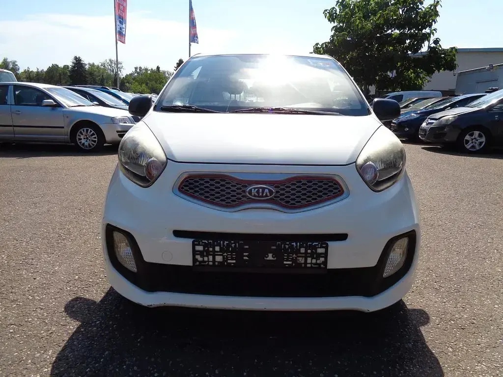 Gebraucht Kia Picanto Attract 69 PS (50 kW) 2012 Weiß Kleinwagen