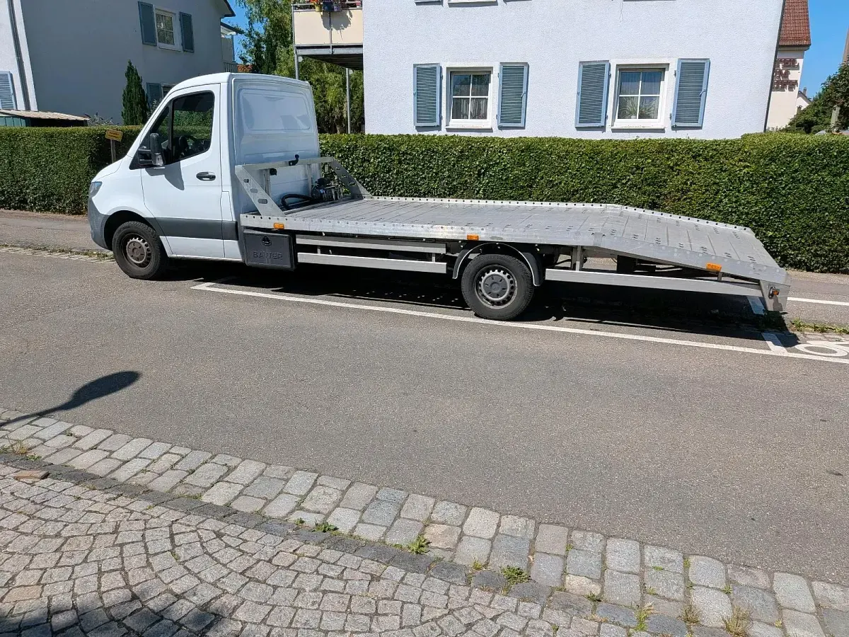 Gebraucht Mercedes 316 163 PS (119 kW) 2018 Weiß Van