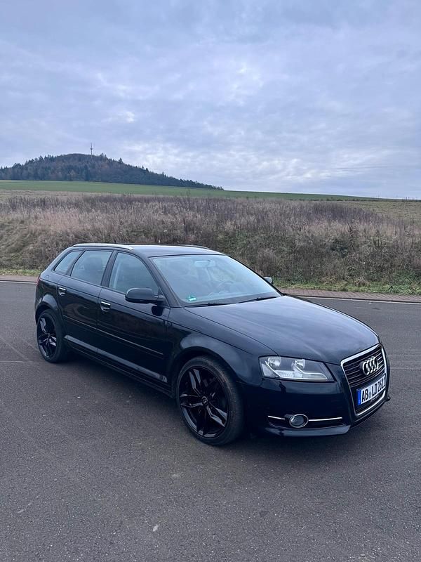 Gebraucht Audi A3 125 PS (91 kW) 2011 Schwarz Kleinwagen