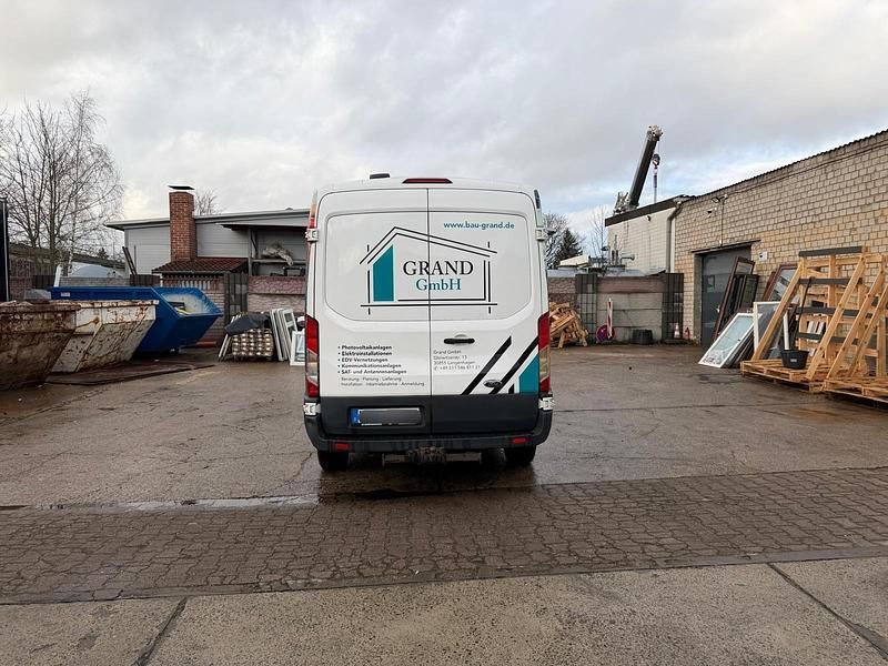 Gebraucht Ford Transit 155 PS (114 kW) 2016 Gold Van / Kleinbus