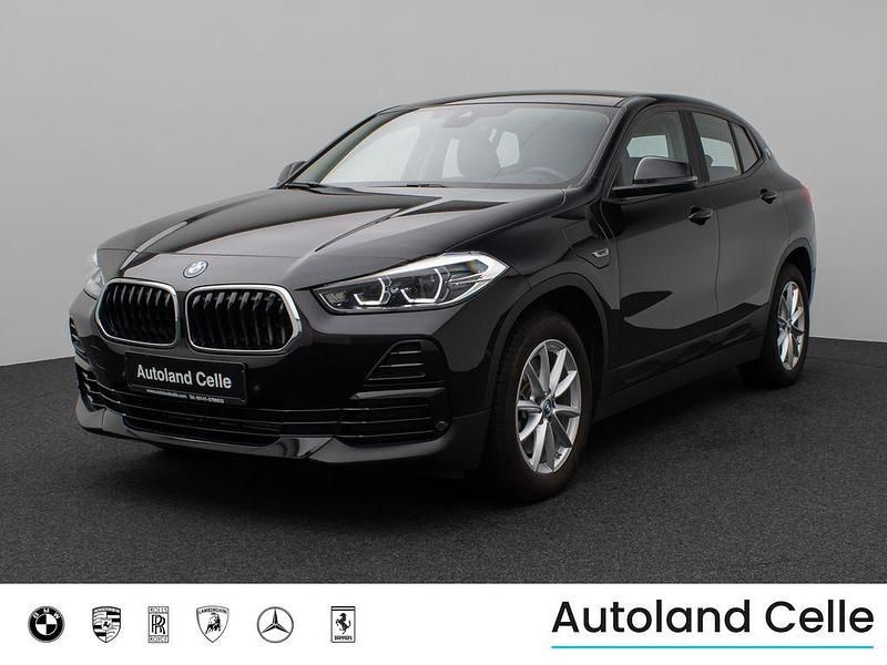 Saphirschwarz metallic475schwarz Gebraucht 2022 BMW X2 Sport Line SUV | 24.499 € (Superpreis) - Bild 1/4