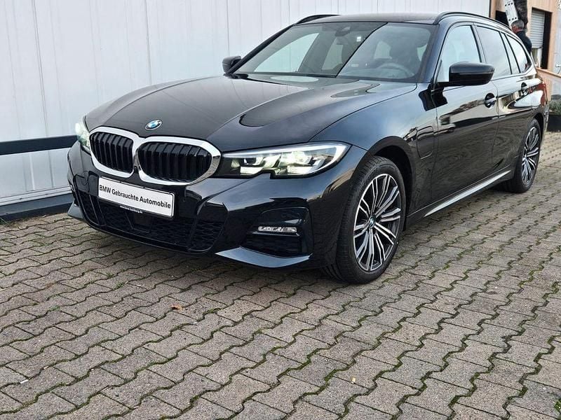 Gebraucht BMW 330e M Sport 292 PS (214 kW) 2020 Schwarz Limousine
