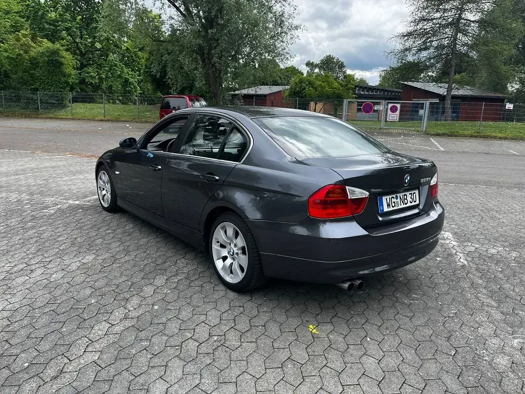 Używany BMW 325 197 KM (144 kW) 2007 Szary Sedan/Limuzyna