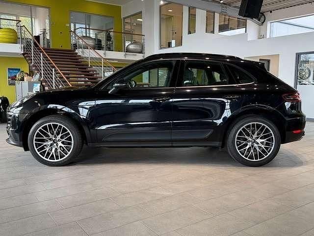 Second-hand Porsche Macan 252 CP (185 kW) 2018 Negru SUV