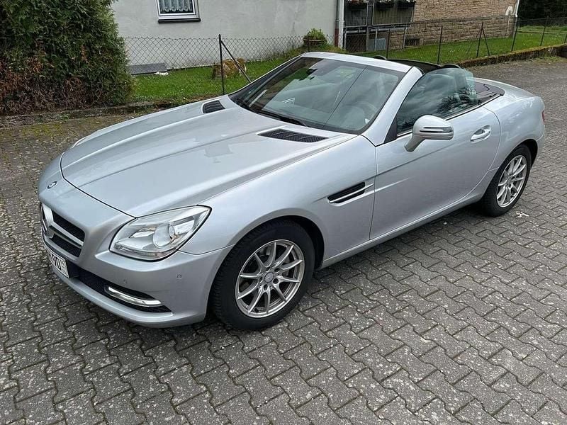 Gebraucht Mercedes SLK200 184 PS (135 kW) 2012 Silber Cabrio