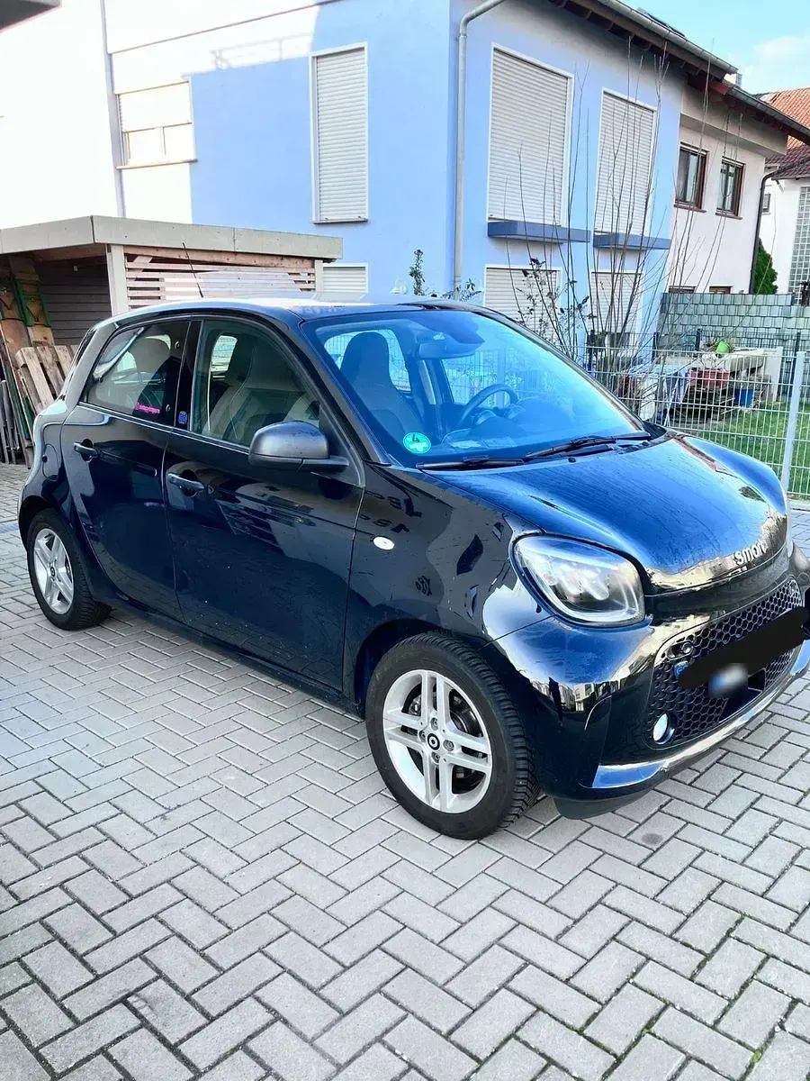 Gebraucht Smart ForFour Electric Drive 60 kW (82 PS) 2022 Schwarz Kleinwagen