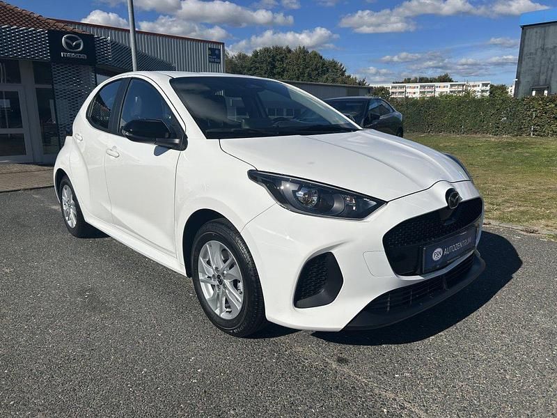 Gebraucht Mazda 2 Center-Line 116 PS (85 kW) 2025 Lunar white Kleinwagen
