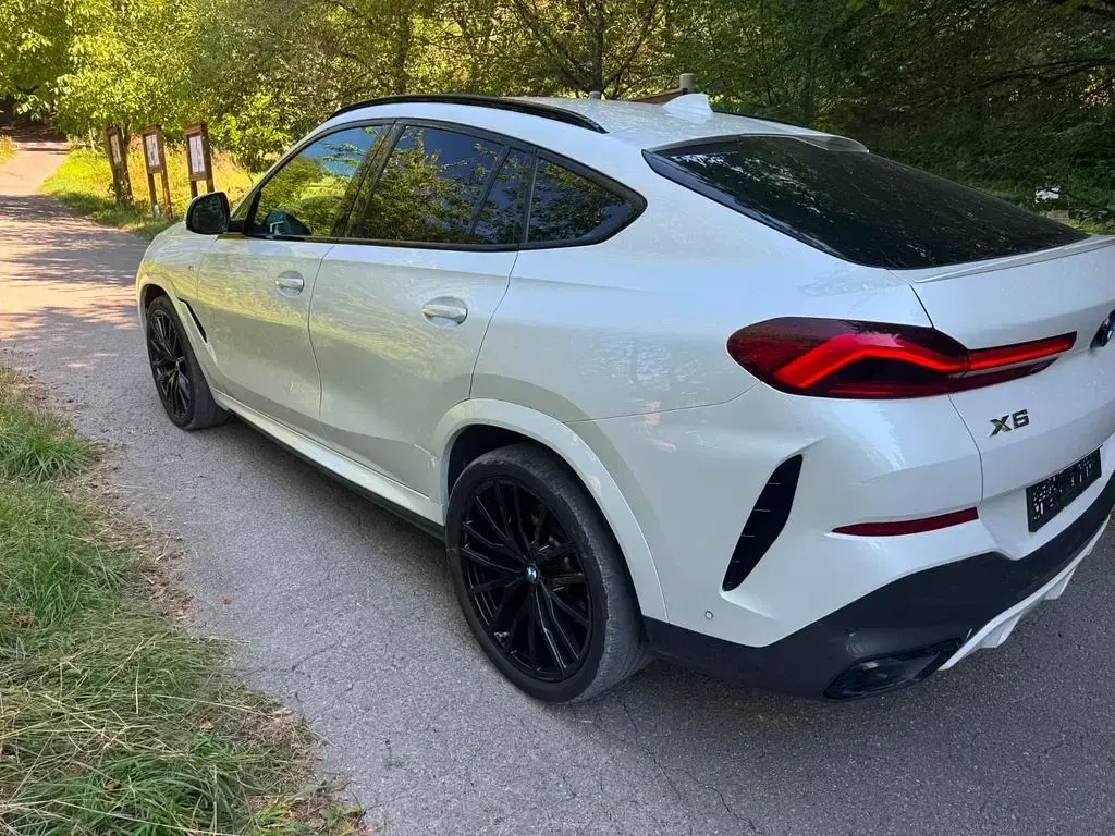 Gebraucht BMW X6 M Sport 340 PS (250 kW) 2021 Weiß SUV