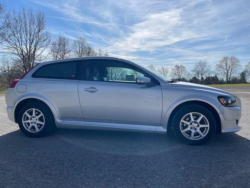 Gebraucht Volvo C30 R-Design 145 PS (106 kW) 2009 Silber Kleinwagen