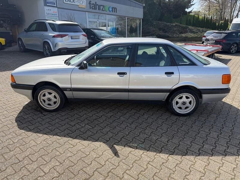 Gebraucht Audi 80 Design 90 PS (66 kW) 1991 Silber Limousine