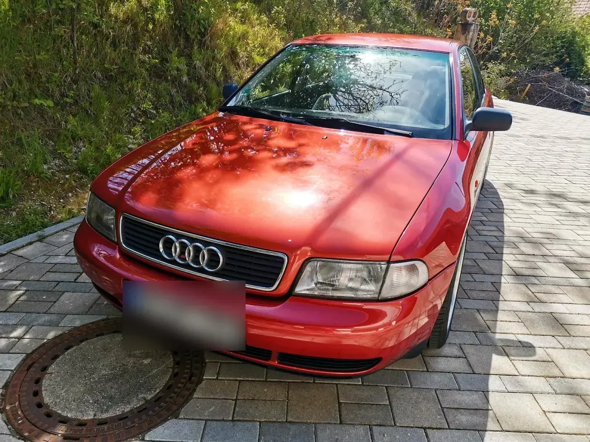 Brugt Audi A4 125 HK (91 kW) 1995 Andere farben Sedan