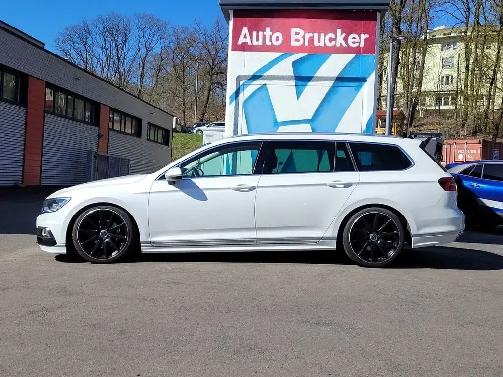Gebraucht VW Passat Highline 190 PS (139 kW) 2017 Weiss Kombi