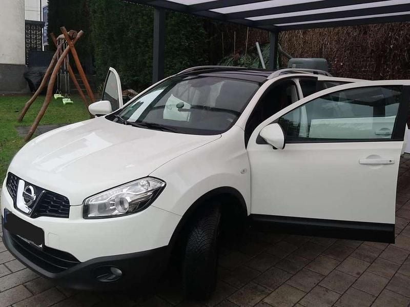 Gebraucht Nissan Qashqai Acenta 117 PS (86 kW) 2012 Weiß SUV