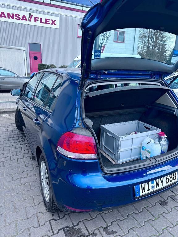 Używany VW Golf VII 80 KM (58 kW) 2012 Niebieski Sedan/Limuzyna
