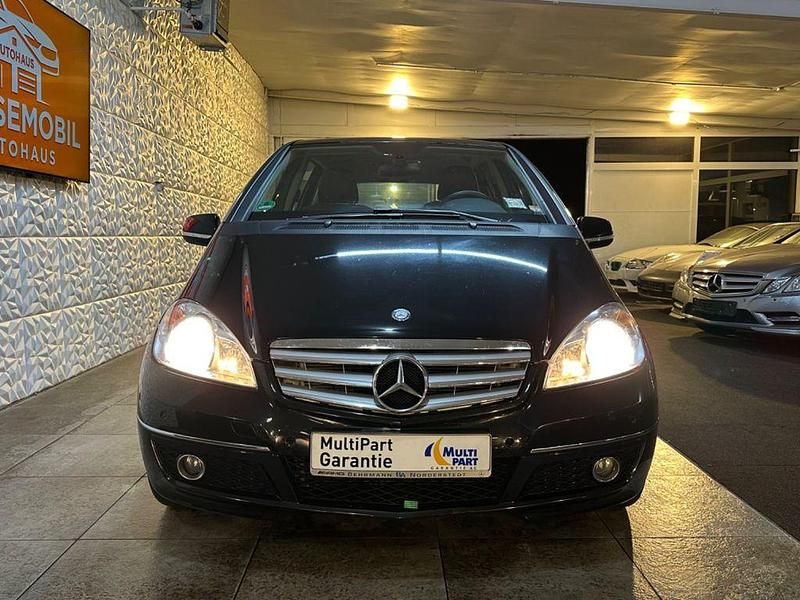 Gebraucht Mercedes A160 Avantgarde 95 PS (69 kW) 2011 Schwarz Limousine