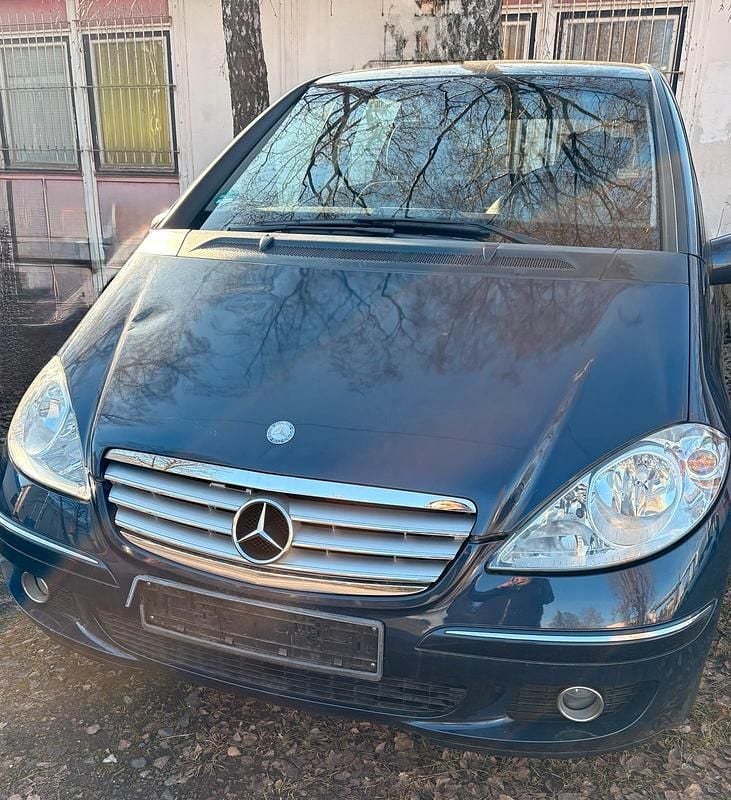 Blau Gebraucht 2004 Mercedes A170 Elegance Kleinwagen | 2.500 € (Fairer Preis) - Bild 1/4