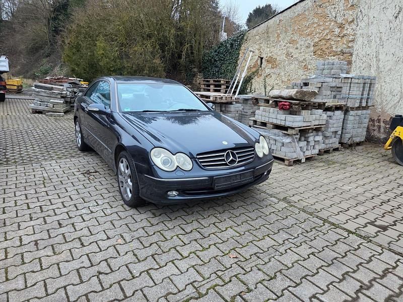 Gebraucht Mercedes CLK240 170 PS (125 kW) 2002 Blau Coupé