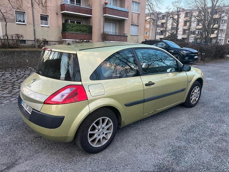 Gebraucht Renault Mégane II 98 PS (72 kW) 2003 Limousine
