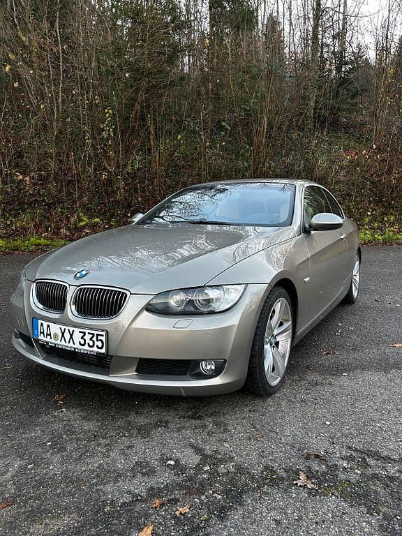 Gebraucht BMW 335 Cabriolet 306 PS (225 kW) 2008 Gold Cabrio
