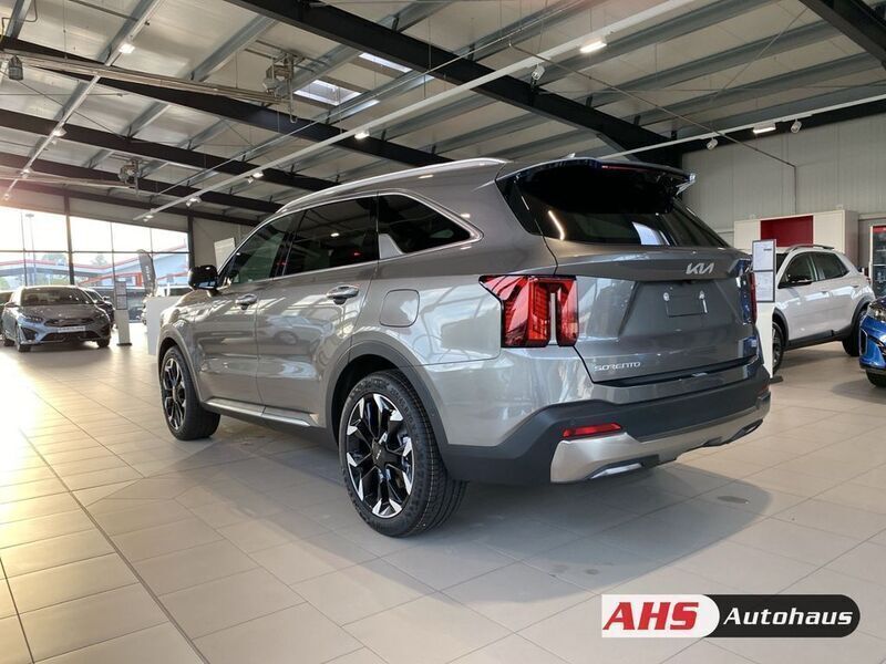 Gebraucht Kia Sorento Platinum 193 PS (141 kW) 2024 (bn4) volcanic sand m SUV