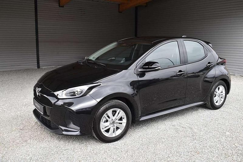 Neu Mazda 2 Center-Line 116 PS (85 kW) 2025 Opera black Kleinwagen
