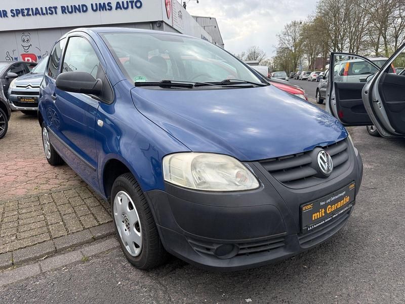 Usata VW Fox Basis 54 CV (39 kW) 2006 Blu Utilitaria