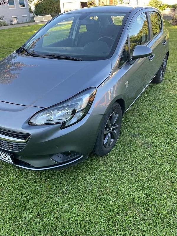 Grau Gebraucht 2019 Opel Corsa Limousine | 9.790 € (Fairer Preis) - Bild 1/4