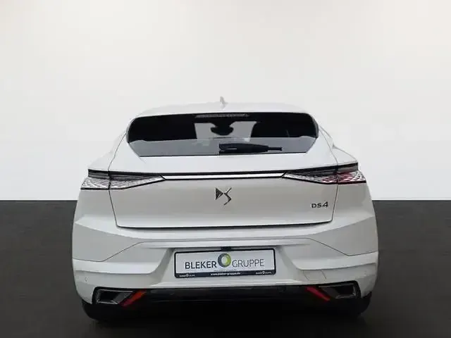Gebraucht DS Automobiles DS4 Trocadero 131 PS (96 kW) 2022 Perlmutt weiß SUV