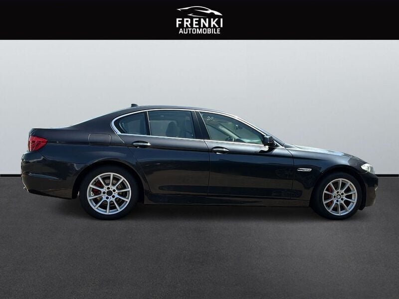 Gebraucht BMW 530 Sport Line 258 PS (189 kW) 2012 Grau Limousine