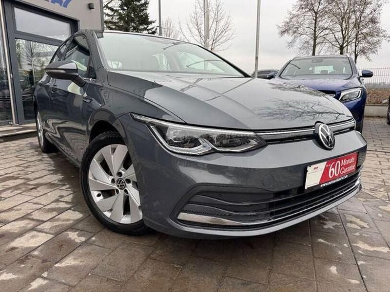Gebraucht VW Golf VIII Style 150 PS (110 kW) 2020 Blau Kombi