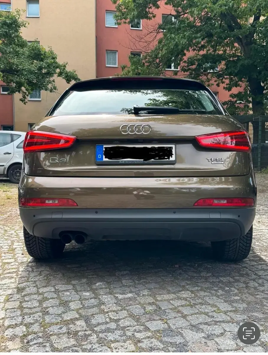Gebraucht Audi Q3 Ambiente 170 PS (125 kW) 2012 Braun SUV