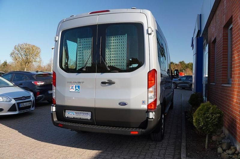 Gebraucht Ford Transit Trend 170 PS (125 kW) 2021 Silber Kombi