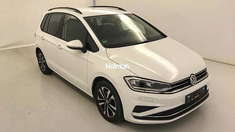 Weiß Gebraucht 2020 VW Golf Sportsvan United Van / Kleinbus | 11.304 € (Etwas zu teuer) - Bild 1/4