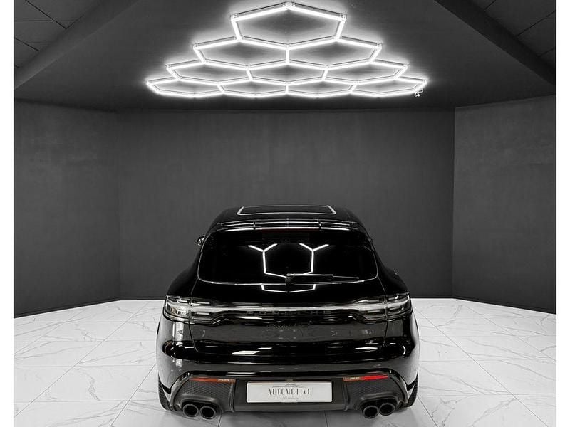 Gebraucht Porsche Macan 441 PS (324 kW) 2021 Schwarz SUV