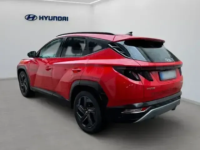 Gebraucht Hyundai Tucson Blackline 179 PS (131 kW) 2023 Rot SUV