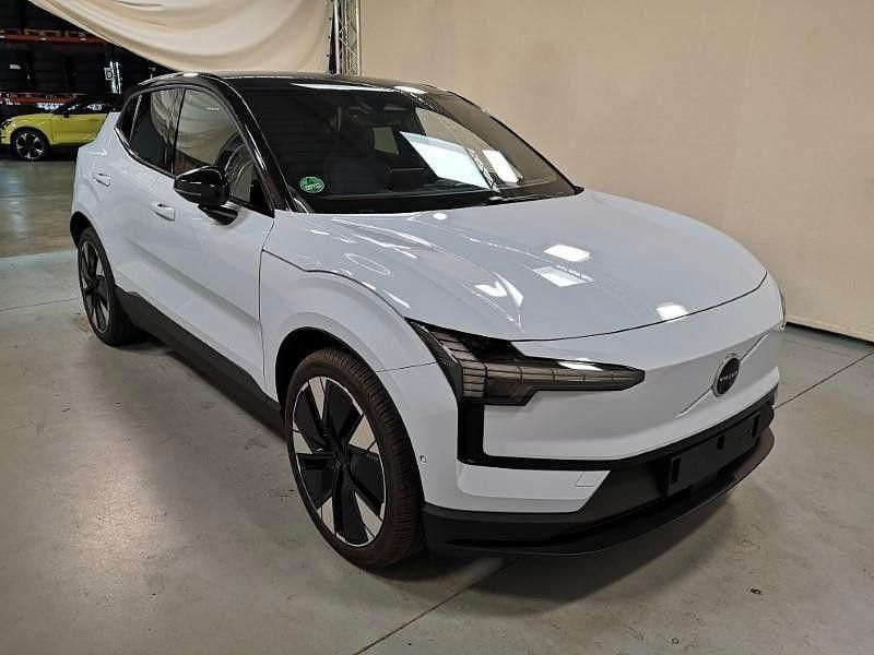 Blau Gebraucht 2024 Volvo EX30 Ultra SUV | 38.800 € - Bild 1/4